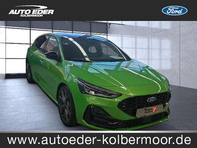 Gebraucht Ford Focus ST 280 PS (205 kW) 2024 Mean green (metallic) Limousine