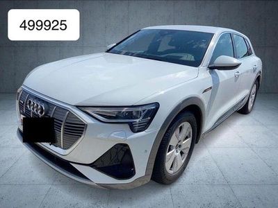 Gletscherweiss (metallic) Gebraucht 2021 Audi e-tron S-Line SUV | 29.450 € (Superpreis)