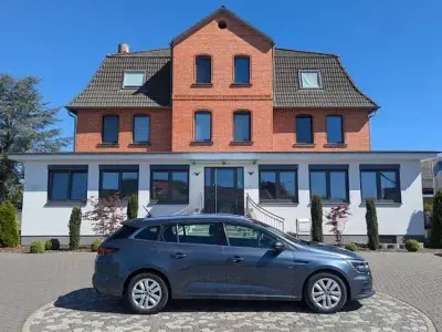 Gebraucht Renault Megane E-Tech 158 PS (116 kW) 2021 Grau Limousine