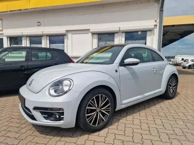Gebraucht VW Beetle Sound 105 PS (77 kW) 2017 Silber Kleinwagen