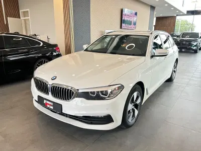 Gebraucht BMW 520 184 PS (135 kW) 2020 Weiß Kombi