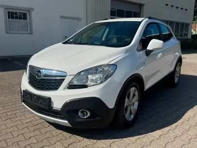 Gebraucht Opel Mokka Edition 140 PS (102 kW) 2015 Schneeweiss/olympic/summit whi SUV