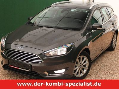 gebraucht Ford Focus Turnier 1.0 EcoB. Titanium/ PDC/ Navi/ SHZ