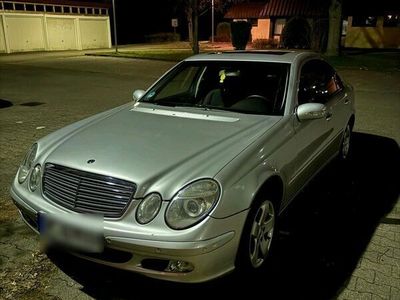 gebraucht Mercedes E200 CDI