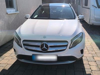 Gebraucht Mercedes GLA200 156 PS (114 kW) 2014 Weiß SUV