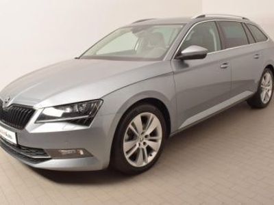 gebraucht Skoda Superb Combi 2,0TDI Style DSG Navi Leder Xenon