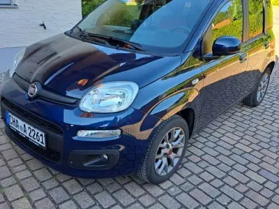 Gebraucht Fiat Panda Lounge 69 PS (50 kW) 2020 Blau Kleinwagen