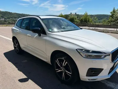 Gebraucht Volvo XC60 R-Design 190 PS (139 kW) 2020 Weiß SUV
