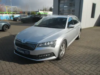 Gebraucht Skoda Superb Ambition 150 PS (110 kW) 2024 Silber Kombi