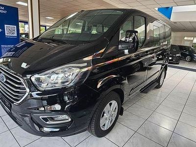 Gebraucht Ford Tourneo Titanium 131 PS (96 kW) 2021 Schwarz Van / Kleinbus