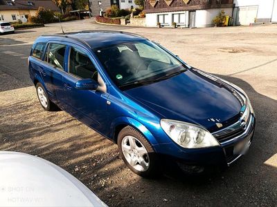 Używany Opel Astra 90 KM (66 kW) 2007 Niebieski Kombi