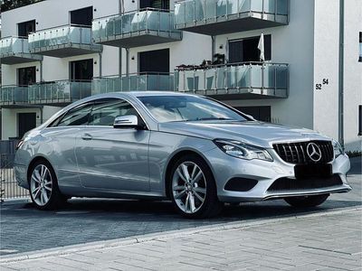 Mercedes E200