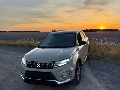 Gebraucht Suzuki Vitara Comfort 129 PS (94 kW) 2021 Beige SUV