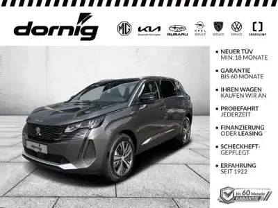 Gebraucht Peugeot 5008 Allure 131 PS (96 kW) 2024 Grau Van / Kleinbus
