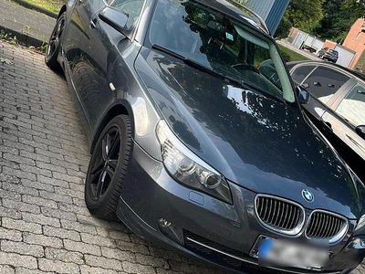 BMW 525