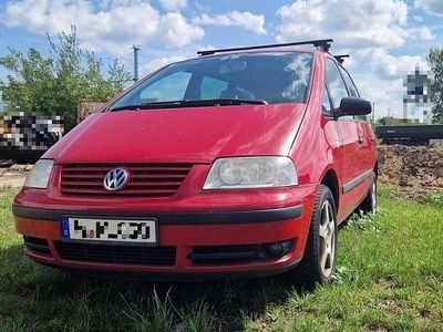 VW Sharan