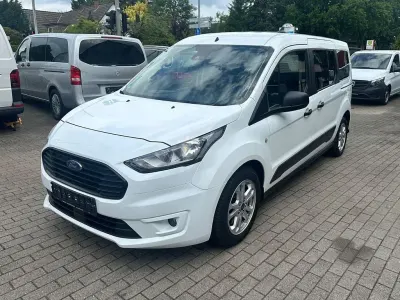 Gebraucht Ford Grand Tourneo Connect Trend 120 PS (88 kW) 2022 Weiß Van / Kleinbus