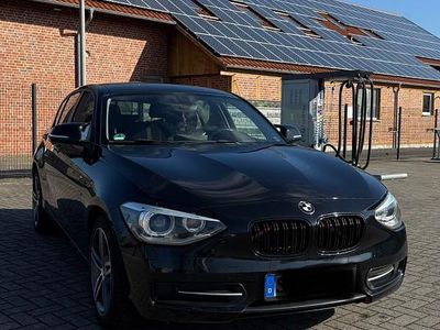 Gebraucht BMW 116 Sport Line 136 PS (100 kW) 2011 Schwarz Kleinwagen