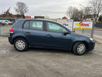 Usata VW Golf VI Trendline 110 CV (80 kW) 2009 Blu Utilitaria