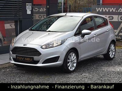 Gebraucht Ford Fiesta Trend 101 PS (74 kW) 2014 Silber Kleinwagen