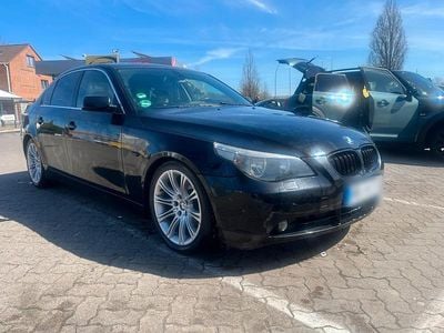Usata BMW 525 Basis 177 CV (130 kW) 2004 Nero Berlina