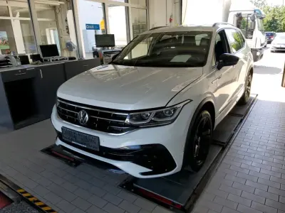 Gebraucht VW Tiguan Allspace Style 200 PS (147 kW) 2022 Weiß SUV