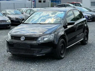 Gebraucht VW Polo 60 PS (44 kW) 2011 Schwarz Kleinwagen