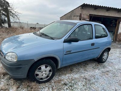 Brugt Opel Corsa Swing 60 HK (44 kW) 1992 Blå Hatchback