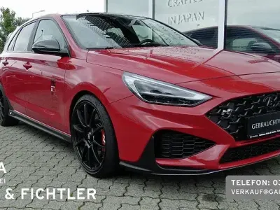 Używany Hyundai i30 N Performance 280 KM (205 kW) 2022 Czerwony Sedan/Limuzyna