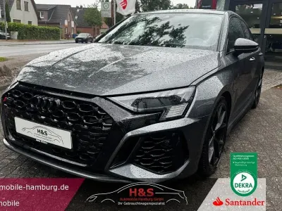Gebraucht Audi RS3 Sport 400 PS (294 kW) 2022 Daytonagrau perleffekt Limousine