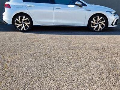 Gebraucht VW Golf VIII R-line 150 PS (110 kW) 2023 Weiß Limousine