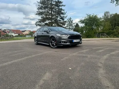 Gebraucht Ford Mondeo ST-Line 180 PS (132 kW) 2019 Blau Kombi