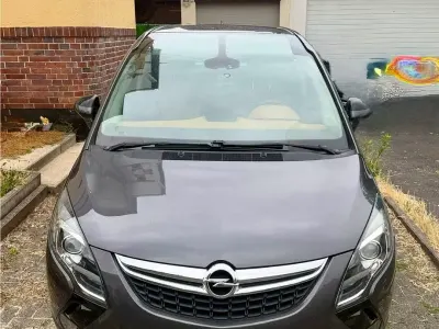Gebraucht Opel Zafira Tourer Innovation 165 PS (121 kW) 2012 Grau Van / Kleinbus