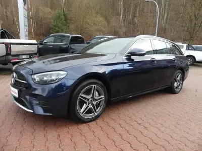 Occasion Mercedes E300 AMG 194 ch (142 kW) 2022 Bleue Berline