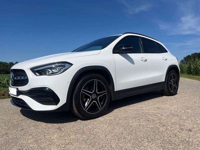 Mercedes GLA200