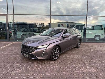 Gebraucht Peugeot 308 SW Allure 131 PS (96 kW) 2023 Grau Kombi