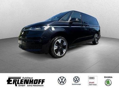 Gebraucht VW Multivan Style 150 PS (110 kW) 2024 Schwarz Van
