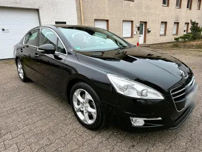 Gebraucht Peugeot 508 Allure 140 PS (102 kW) 2011 Schwarz Limousine