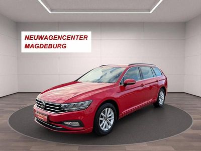 Rot Gebraucht 2023 VW Passat Business Kombi | 19.990 € (Guter Preis)