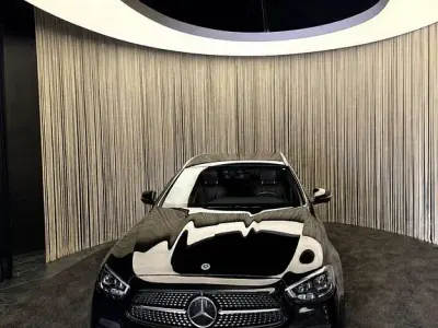 Usata Mercedes E400 AMG 330 CV (242 kW) 2021 Nero Berlina