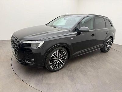 Second-hand Audi Q7 S-Line 286 CP (210 kW) 2025 Negru SUV