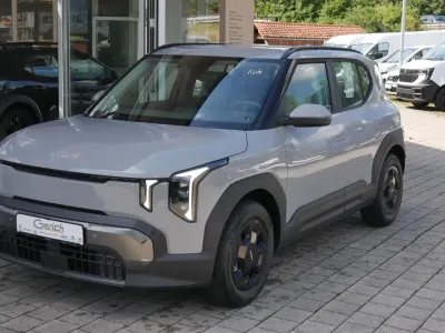 Neu Kia EV2 Air 108 kW (147 PS) 2026 Wolfgrau metallic SUV