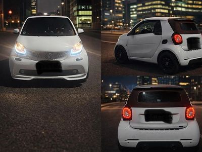 Weiß Gebraucht 2017 Smart ForTwo Cabrio Cabrio | 14.500 € (Teuer)