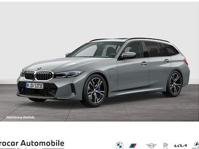 Usata BMW 330e M Sport 292 CV (214 kW) 2025 Grigio Station wagon