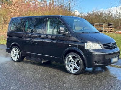 Second-hand VW T5 Highline 174 CP (127 kW) 2008 Negru Van