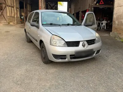 Gebraucht Renault Clio 60 PS (44 kW) 2007 Silber Kleinwagen