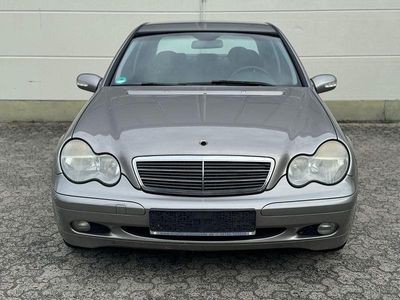 Mercedes C200