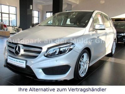 Gebraucht Mercedes B180 Style 122 PS (89 kW) 2018 Silber Van / Kleinbus