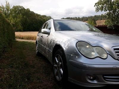 Mercedes C220