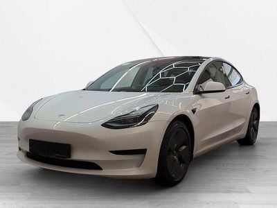 Gebraucht Tesla Model 3 Standard Range Plus 239 kW (325 PS) 2021 Weiß Limousine